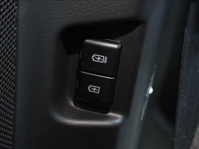 スペーシア ハイブリッドX 禁煙車 4WD 両側電動スライドドア 横滑り防止 シートヒーター ヘッドライトレベライザー セーフティサポート 後席オットマン アイドリングストップ コーナーセンサー 衝突軽減装置 LEDヘッド(67枚目)