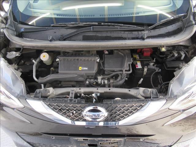 デイズ Ｘ　禁煙車　純正９インチナビ　全方位モニター　エマージェンシーブレーキ　ドライブレコーダー　踏み間違い防止装置　ステアリングスイッチ　Ｂｌｕｅｔｏｏｔｈ再生　フルセグＴＶ再生　アイドリングストップ（19枚目）