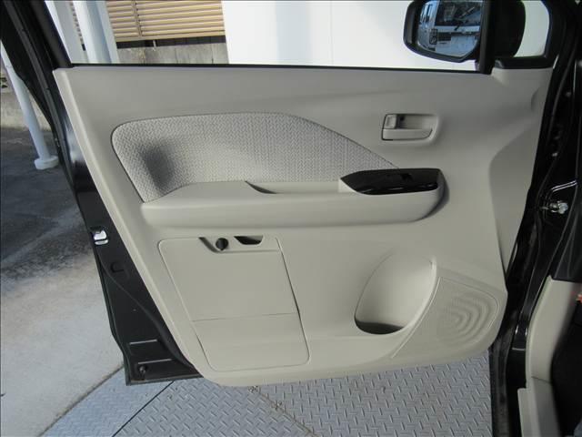 デイズ Ｘ　禁煙車　純正９インチナビ　全方位モニター　エマージェンシーブレーキ　ドライブレコーダー　踏み間違い防止装置　ステアリングスイッチ　Ｂｌｕｅｔｏｏｔｈ再生　フルセグＴＶ再生　アイドリングストップ（48枚目）