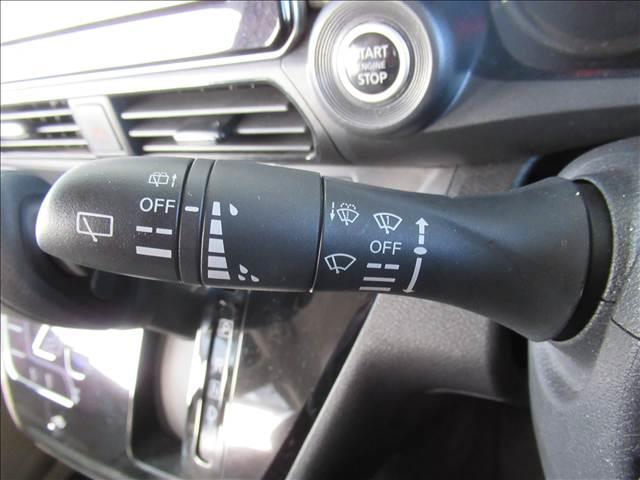 デイズ Ｘ　禁煙車　純正９インチナビ　全方位モニター　エマージェンシーブレーキ　ドライブレコーダー　踏み間違い防止装置　ステアリングスイッチ　Ｂｌｕｅｔｏｏｔｈ再生　フルセグＴＶ再生　アイドリングストップ（65枚目）