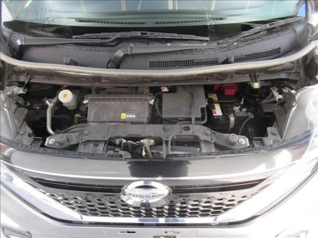 ルークス ハイウェイスターＸ　禁煙車　純正９インチナビ　全方位モニター　ハンズフリースライドドア　電動スライドドア　ＥＴＣ　Ｂｌｕｅｔｏｏｔｈ再生　フルセグＴＶ　エマージェンシーブレーキ　ＬＥＤヘッドランプ　ステアリングスイッチ（19枚目）