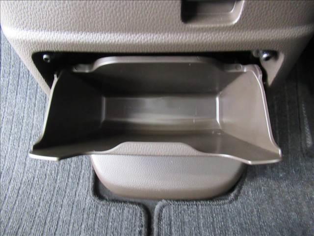 Ｎ－ＢＯＸ Ｌ　禁煙車　４ＷＤ　ＳＤナビ　電動スライドドア　アダプティブクルーズコントロール　シートヒーター　バックカメラ　Ｂｌｕｅｔｏｏｔｈ再生　ＬＥＤヘッドランプ　コーナーセンサー　ＥＴＣ　ステアリングスイッチ（64枚目）