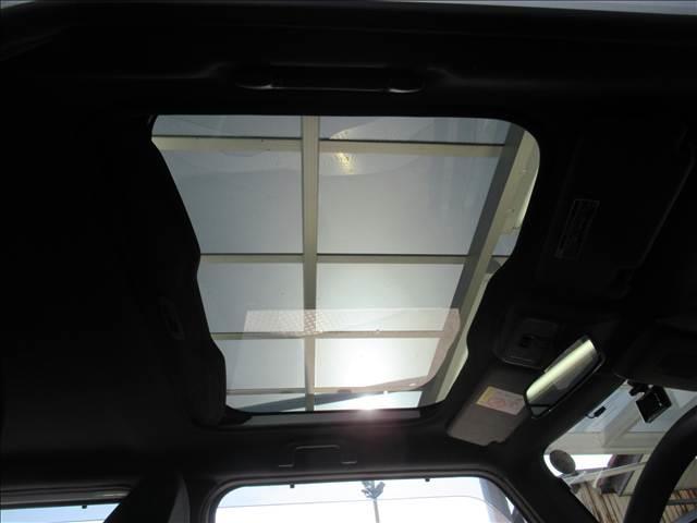 タフト Ｘ　禁煙車　４ＷＤ　スマートアシスト　コーナーセンサー　アイドリングストップ　ステアリングスイッチ　スカイルーフ　踏み間違い防止装置　ＬＥＤヘッドランプ　横滑り防止装置　オートエアコン　車線逸脱警報（77枚目）