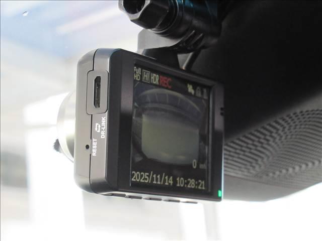 フィット e:HEV HOME 禁煙車 衝突軽減ブレーキ 歩行者事故低減ステアリング 誤発進抑制機能 近距離衝突軽減ブレーキ 渋滞追従機能付アダプティブクルーズコントロール 車線維持支援システム パーキングセンサーシステム(12枚目)