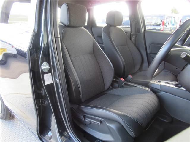 フィット e:HEV HOME 禁煙車 衝突軽減ブレーキ 歩行者事故低減ステアリング 誤発進抑制機能 近距離衝突軽減ブレーキ 渋滞追従機能付アダプティブクルーズコントロール 車線維持支援システム パーキングセンサーシステム(14枚目)