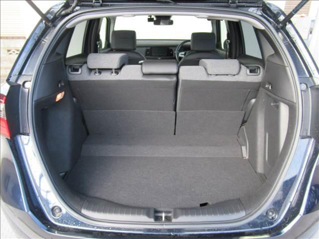 フィット e:HEV HOME 禁煙車 衝突軽減ブレーキ 歩行者事故低減ステアリング 誤発進抑制機能 近距離衝突軽減ブレーキ 渋滞追従機能付アダプティブクルーズコントロール 車線維持支援システム パーキングセンサーシステム(16枚目)