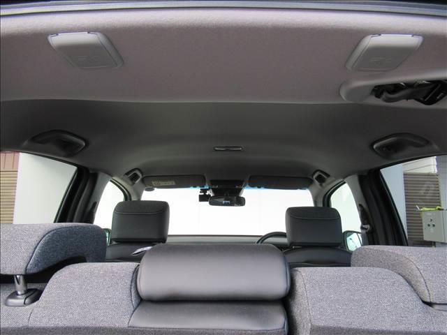 フィット e:HEV HOME 禁煙車 衝突軽減ブレーキ 歩行者事故低減ステアリング 誤発進抑制機能 近距離衝突軽減ブレーキ 渋滞追従機能付アダプティブクルーズコントロール 車線維持支援システム パーキングセンサーシステム(32枚目)