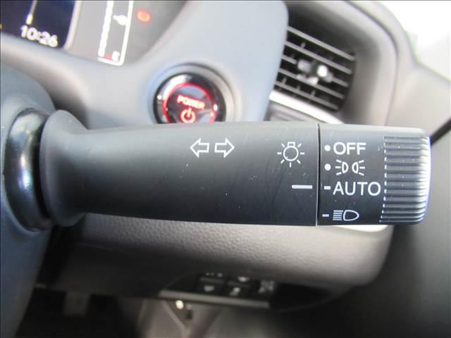 フィット e:HEV HOME 禁煙車 衝突軽減ブレーキ 歩行者事故低減ステアリング 誤発進抑制機能 近距離衝突軽減ブレーキ 渋滞追従機能付アダプティブクルーズコントロール 車線維持支援システム パーキングセンサーシステム(64枚目)