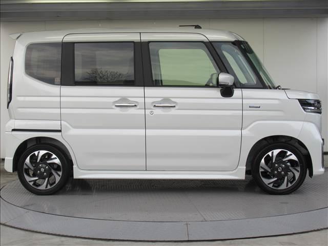 スペーシアカスタム ハイブリッドＸＳ　届出済未使用車　スズキセーフティサポート　両側電動スライドドア　アダプティブクルーズコントロール　シートヒーター　ステアリングスイッチ　アイドリングストップ　踏み間違い防止装置　ＬＥＤヘッドランプ（24枚目）