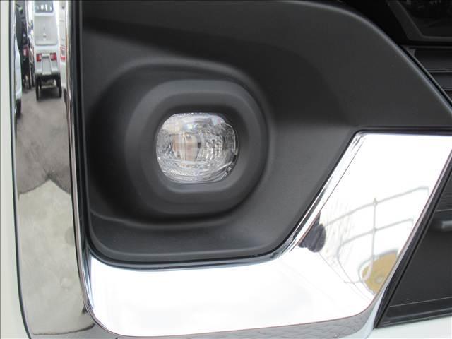 スペーシアカスタム ハイブリッドＸＳ　届出済未使用車　スズキセーフティサポート　両側電動スライドドア　アダプティブクルーズコントロール　シートヒーター　ステアリングスイッチ　アイドリングストップ　踏み間違い防止装置　ＬＥＤヘッドランプ（31枚目）