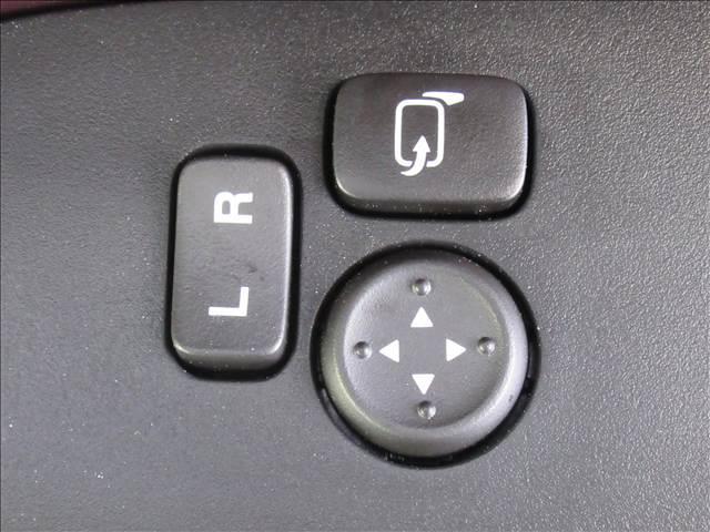 スペーシアカスタム ハイブリッドＸＳ　届出済未使用車　スズキセーフティサポート　両側電動スライドドア　アダプティブクルーズコントロール　シートヒーター　ステアリングスイッチ　アイドリングストップ　踏み間違い防止装置　ＬＥＤヘッドランプ（49枚目）