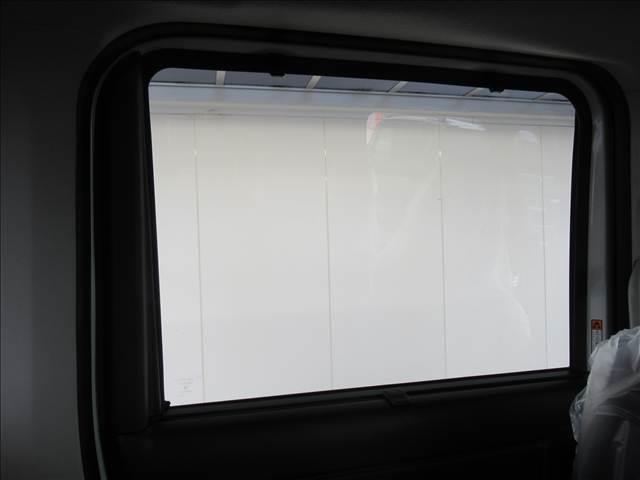 スペーシアカスタム ハイブリッドＸＳ　届出済未使用車　スズキセーフティサポート　両側電動スライドドア　アダプティブクルーズコントロール　シートヒーター　ステアリングスイッチ　アイドリングストップ　踏み間違い防止装置　ＬＥＤヘッドランプ（79枚目）