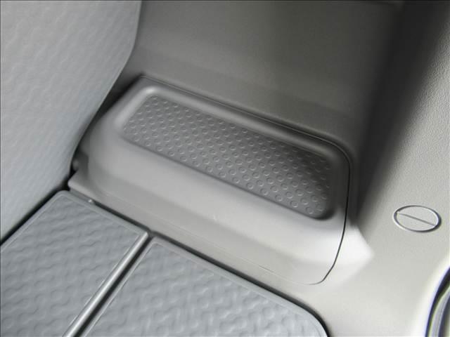 タフト Ｇ　ダーククロムベンチャー　届出済未使用車　スマートアシスト　スカイルーフ　レーダークルーズコントロール　シートヒーター　バックカメラ　ステアリングスイッチ　ＬＥＤヘッドランプ　踏み間違い防止装置　アイドリングストップ（37枚目）