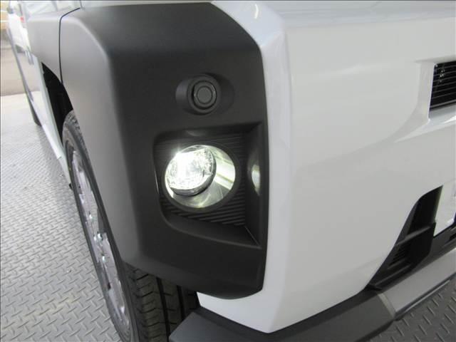 タフト Ｇ　ダーククロムベンチャー　届出済未使用車　スマートアシスト　スカイルーフ　レーダークルーズコントロール　シートヒーター　バックカメラ　ステアリングスイッチ　ＬＥＤヘッドランプ　踏み間違い防止装置　アイドリングストップ（52枚目）