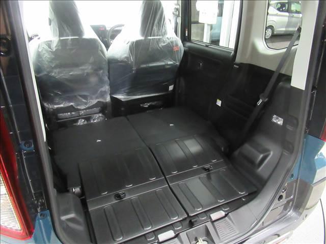 スペーシアギア ハイブリッドＸＺ　届出済未使用車　純正９インチナビ　全方位モニター　両側電動スライドドア　シートヒーター　ステアリングヒーター　アダプティブクルーズコントロール　Ｂｌｕｅｔｏｏｔｈ　フルセグ　ステアリングスイッチ（32枚目）