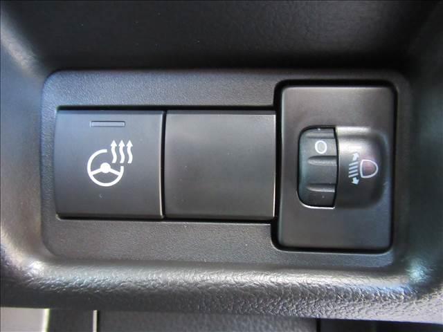 スペーシアギア ハイブリッドＸＺ　届出済未使用車　純正９インチナビ　全方位モニター　両側電動スライドドア　シートヒーター　ステアリングヒーター　アダプティブクルーズコントロール　Ｂｌｕｅｔｏｏｔｈ　フルセグ　ステアリングスイッチ（55枚目）