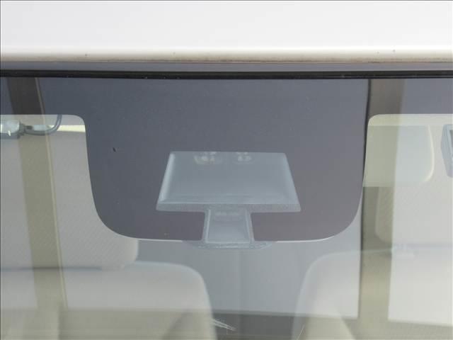 スペーシア Ｘ　禁煙車　レーダーブレーキサポート　誤発進抑制機能　両側電動パワースライドドア　アイドリングストップ　ロールサンシェード　フルセグＳＤナビ　オートエアコン　プッシュエンジンスターター（9枚目）