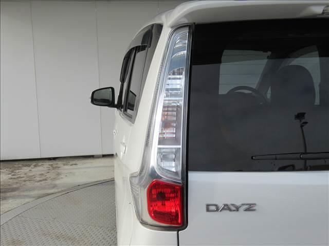 デイズ ハイウェイスター X 禁煙車 4WD SDナビ シートヒーター バックカメラ オートエアコン スマートキー HIDヘッドランプ フロントフォグランプ 電動格納ミラー 純正アルミホイール Bluetooth再生(28枚目)