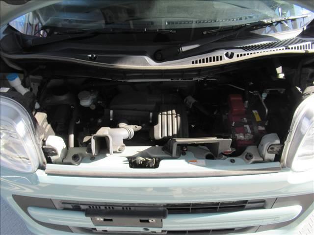 スペーシア ハイブリッドＸ　禁煙車　４ＷＤ　スズキセーフティサポート　両側電動スライドドア　コーナーセンサー　車線逸脱防止装置　横滑り防止装置　シートヒーター　ＥＴＣ　アイドリングストップ　プッシュスタート　バックカメラ（19枚目）