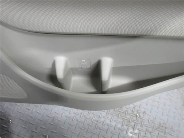 �J�[�h�b�N�A�C�̍݌ɂ����Ă����������肪�Ƃ��������܂��B���݌ɂR�O�O��ȏ�@�͏o�ϖ��g�p�Ԑ��X�ł������܂��B���Ј�x�@�O�P�Q�O�|�T�P�O�|�X�P�R�@�܂ł��₢���킹���������B