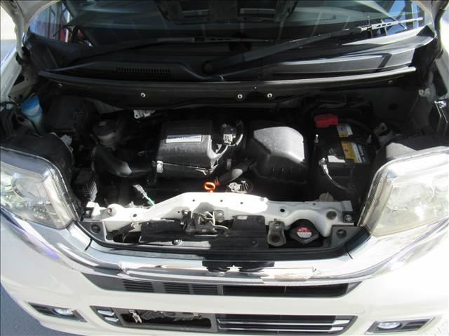 Ｎ－ＢＯＸカスタム Ｃｕｓｔｏｍ　ＳＳパッケージ　禁煙車　純正ナビ　両側電動スライドドア　バックモニター　シートヒーター　シートクーラー　横滑り防止装置　オートエアコン　ビルドインＥＴＣ　電格ミラー　フォグ（19枚目）