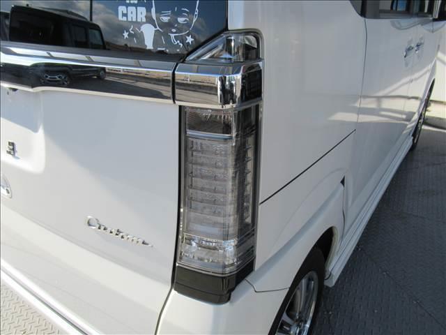 Ｎ－ＢＯＸカスタム Ｃｕｓｔｏｍ　ＳＳパッケージ　禁煙車　純正ナビ　両側電動スライドドア　バックモニター　シートヒーター　シートクーラー　横滑り防止装置　オートエアコン　ビルドインＥＴＣ　電格ミラー　フォグ（29枚目）