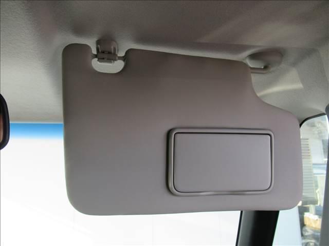 Ｎ－ＢＯＸカスタム Ｃｕｓｔｏｍ　ＳＳパッケージ　禁煙車　純正ナビ　両側電動スライドドア　バックモニター　シートヒーター　シートクーラー　横滑り防止装置　オートエアコン　ビルドインＥＴＣ　電格ミラー　フォグ（63枚目）