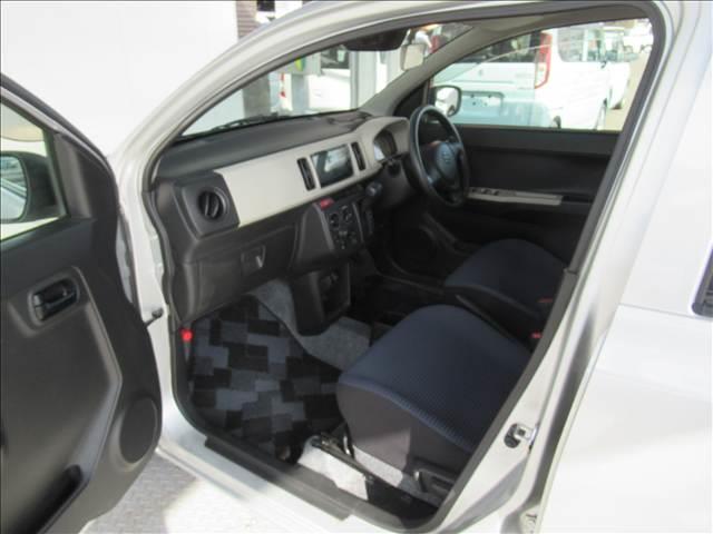 アルト Ｌ　禁煙車　スズキセーフィティサポート　コーナーセンサー　アイドリングストップ　レーンキープアシスト　マニュアルエアコン　盗難防止装置　電動格納ミラー　ＥＴＣ（34枚目）