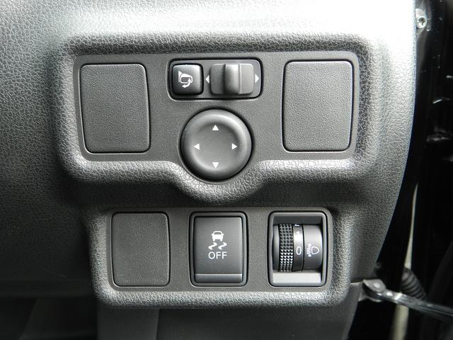 X FOUR 切替4WD ワンオーナー SDナビ フルセグ(17枚目)