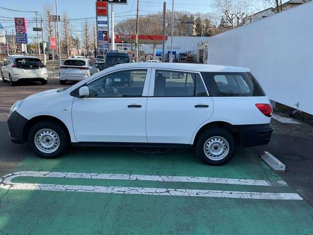 ＮＶ１５０ＡＤ ＶＥ　４ＷＤ　当社レンタアップ車　エマージェンシーブレーキ　ナビ　バックカメラ　横滑り防止装置　車線逸脱警報　ドライブレコーダー　ＥＴＣ　フルセグＴＶ　キーレスキー（8枚目）