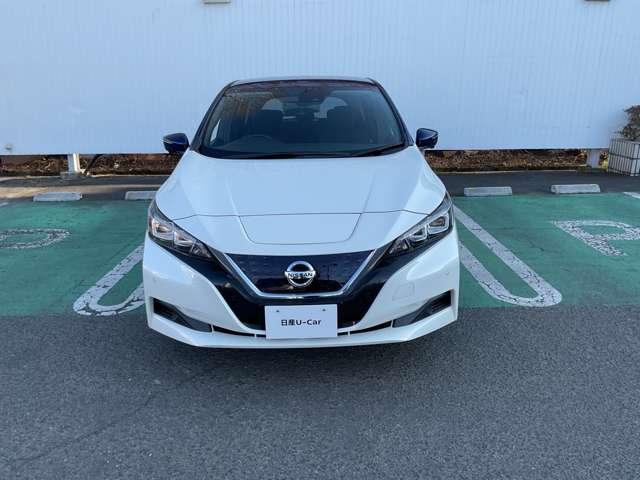 衝突被害軽減ブレーキ】よそ見運転の追突事故が増えています！もしぶつかりそうになったら自動でブレーキをかけてくれるので、事故のリスクを減らすことができます。