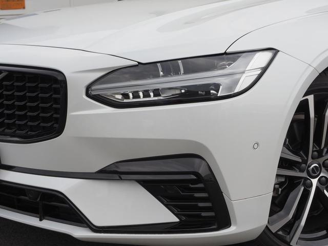Ｓ９０ リチャージアルティメットＴ８　ＡＷＤプラグインＨＶ　４ＷＤ　認定中古車　デモカーアップ　ｈａｒｍａｎｋａｒｄｏｎプレミアムサウンドシステム　Ｇｏｏｇｌｅ搭載／ＥＴＣ／３６０度カメラ　サンルーフ　９インチタッチスクリーン式センターディスプレイ（23枚目）