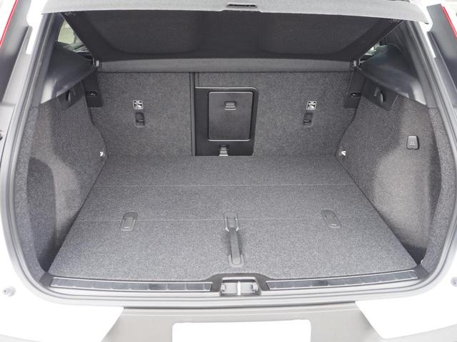 ＸＣ４０ ウルトラ　Ｂ４　ＡＷＤ　ダークエディション（12枚目）