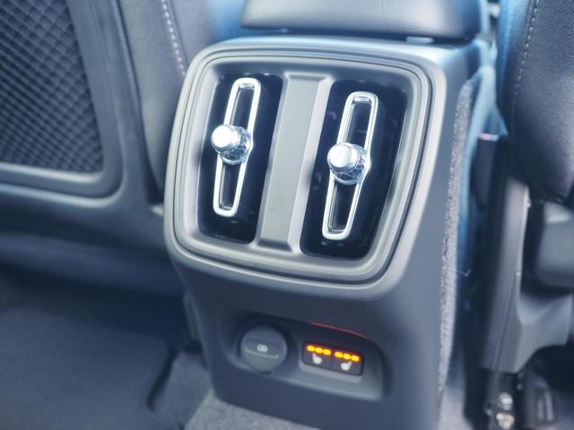 ＸＣ４０ プラス　Ｂ３（34枚目）