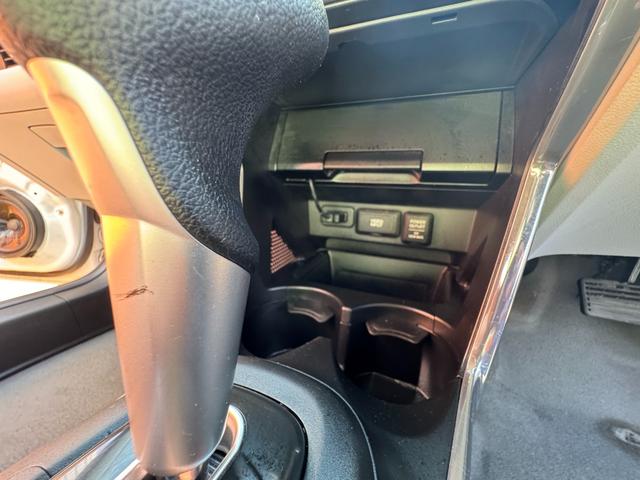 ＣＲ－Ｚ α　ナビＴＶ　スマートキー　バックカメラ　クルーズコントロール　ＥＴＣ　新品レザーシートカバー（21枚目）
