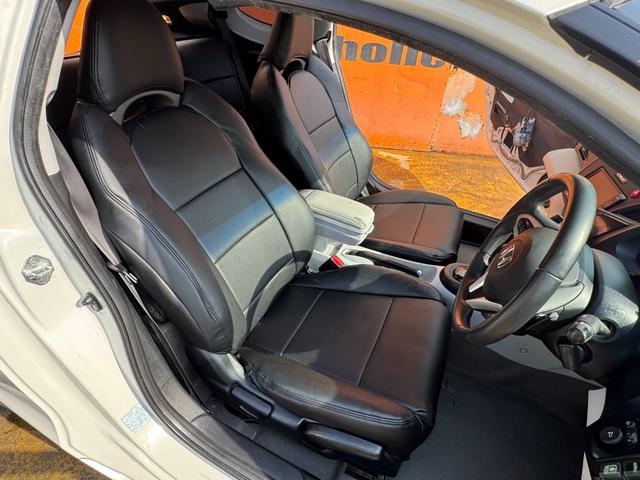 ＣＲ－Ｚ α　ナビＴＶ　スマートキー　バックカメラ　クルーズコントロール　ＥＴＣ　新品レザーシートカバー（24枚目）