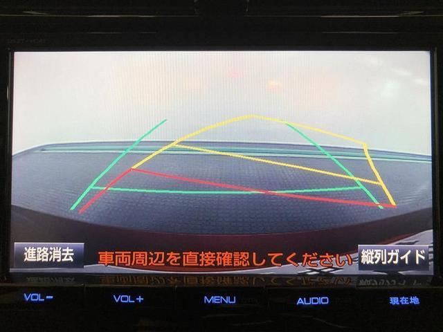 プリウス Ｓツーリングセレクション　４ＷＤ　フルセグ　メモリーナビ　ＤＶＤ再生　ミュージックプレイヤー接続可　バックカメラ　衝突被害軽減システム　ＥＴＣ　ＬＥＤヘッドランプ　ワンオーナー　記録簿　アイドリングストップ（17枚目）