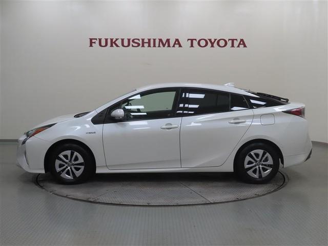 プリウス Ａ　４ＷＤ　フルセグ　メモリーナビ　ＤＶＤ再生　ミュージックプレイヤー接続可　バックカメラ　衝突被害軽減システム　ＥＴＣ　ＬＥＤヘッドランプ　記録簿　アイドリングストップ（2枚目）