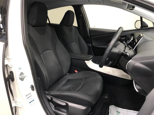 プリウス Ａ　４ＷＤ　フルセグ　メモリーナビ　ＤＶＤ再生　ミュージックプレイヤー接続可　バックカメラ　衝突被害軽減システム　ＥＴＣ　ＬＥＤヘッドランプ　記録簿　アイドリングストップ（10枚目）