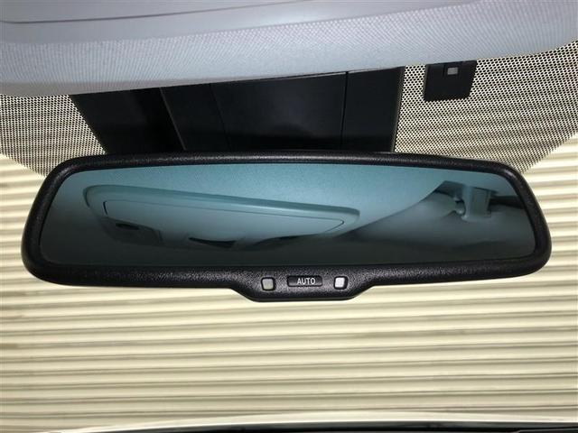 プリウス Ａ　４ＷＤ　フルセグ　メモリーナビ　ＤＶＤ再生　ミュージックプレイヤー接続可　バックカメラ　衝突被害軽減システム　ＥＴＣ　ＬＥＤヘッドランプ　記録簿　アイドリングストップ（29枚目）