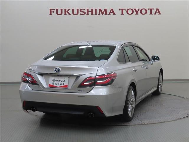 クラウンハイブリッド Ｓ　Ｆｏｕｒ　エレガンススタイル　４ＷＤ　フルセグ　メモリーナビ　ＤＶＤ再生　ミュージックプレイヤー接続可　バックカメラ　衝突被害軽減システム　ＥＴＣ　ＬＥＤヘッドランプ　ワンオーナー　記録簿　アイドリングストップ（4枚目）