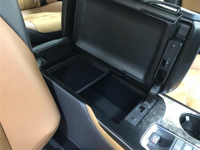 クラウンハイブリッド Ｓ　Ｆｏｕｒ　エレガンススタイル　４ＷＤ　フルセグ　メモリーナビ　ＤＶＤ再生　ミュージックプレイヤー接続可　バックカメラ　衝突被害軽減システム　ＥＴＣ　ＬＥＤヘッドランプ　ワンオーナー　記録簿　アイドリングストップ（21枚目）