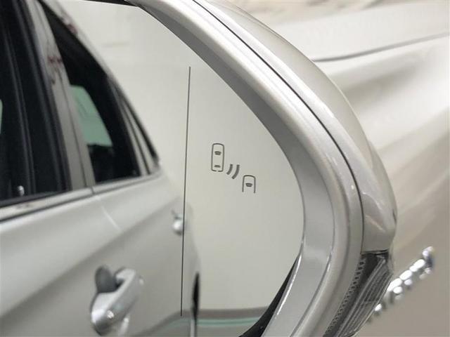 クラウンハイブリッド Ｓ　Ｆｏｕｒ　エレガンススタイル　４ＷＤ　フルセグ　メモリーナビ　ＤＶＤ再生　ミュージックプレイヤー接続可　バックカメラ　衝突被害軽減システム　ＥＴＣ　ＬＥＤヘッドランプ　ワンオーナー　記録簿　アイドリングストップ（31枚目）