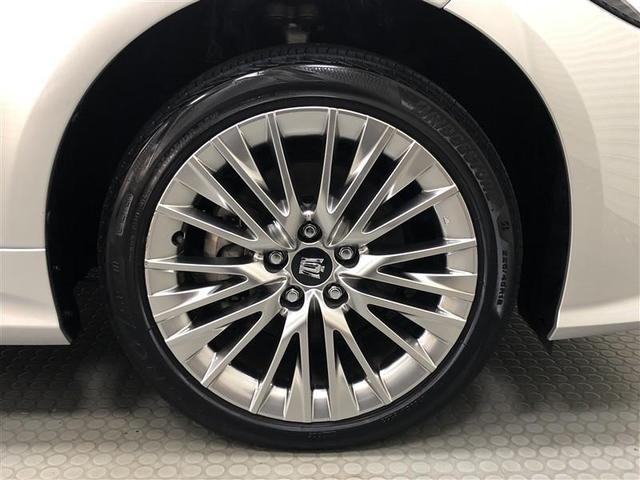 クラウンハイブリッド Ｓ　Ｆｏｕｒ　エレガンススタイル　４ＷＤ　フルセグ　メモリーナビ　ＤＶＤ再生　ミュージックプレイヤー接続可　バックカメラ　衝突被害軽減システム　ＥＴＣ　ＬＥＤヘッドランプ　ワンオーナー　記録簿　アイドリングストップ（32枚目）