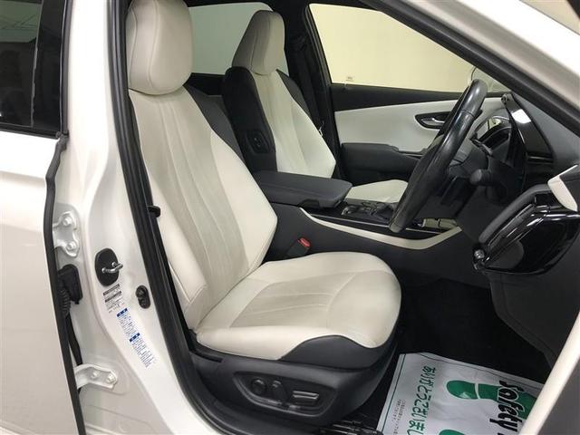 クラウンハイブリッド ＲＳアドバンス　Ｆｏｕｒ　革シート　４ＷＤ　フルセグ　メモリーナビ　ＤＶＤ再生　ミュージックプレイヤー接続可　バックカメラ　衝突被害軽減システム　ＥＴＣ　ドラレコ　ＬＥＤヘッドランプ　ワンオーナー　記録簿　アイドリングストップ（10枚目）