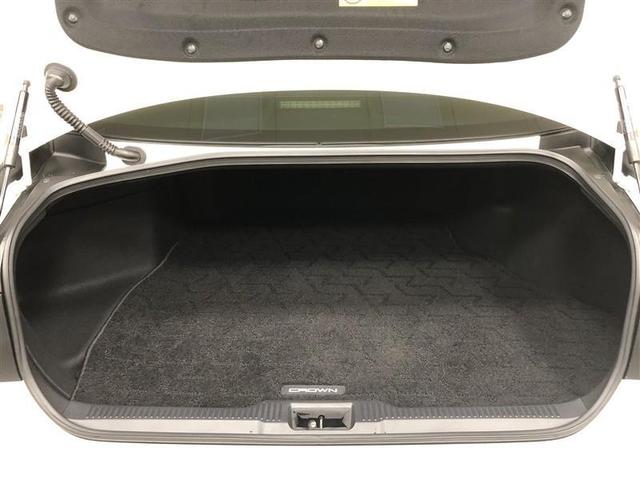 クラウンハイブリッド ＲＳアドバンス　Ｆｏｕｒ　革シート　４ＷＤ　フルセグ　メモリーナビ　ＤＶＤ再生　ミュージックプレイヤー接続可　バックカメラ　衝突被害軽減システム　ＥＴＣ　ドラレコ　ＬＥＤヘッドランプ　ワンオーナー　記録簿　アイドリングストップ（12枚目）