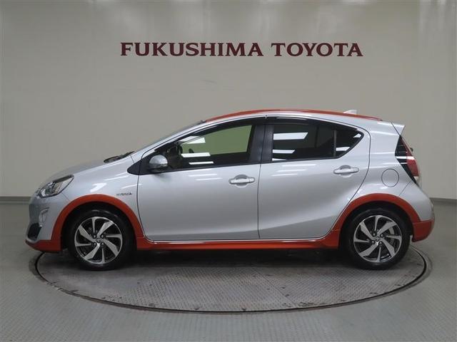 アクア Ｘ－アーバン　フルセグ　メモリーナビ　ＤＶＤ再生　ミュージックプレイヤー接続可　バックカメラ　ＥＴＣ　ドラレコ　ＬＥＤヘッドランプ　ワンオーナー　アイドリングストップ（3枚目）