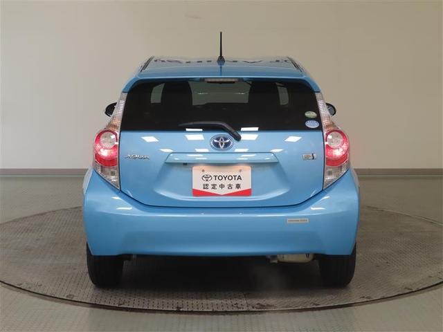 アクア Ｓ　ワンセグ　メモリーナビ　ミュージックプレイヤー接続可　バックカメラ　ＥＴＣ　ワンオーナー　アイドリングストップ（8枚目）