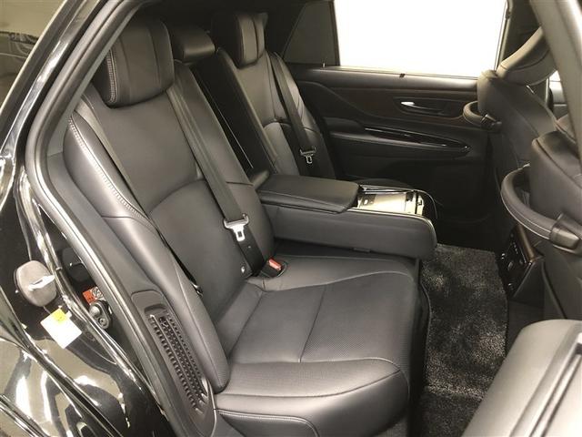 �z�C�[���x�[�X���R���ɐݒ�B�V���[�t�@�[�j�[�Y�ɉ�����A��Ƃ�̂����ȋ�ԂƂȂ��Ă��܂��B�����̃X�y�[�X���L���A���S�n�����K�ł��B