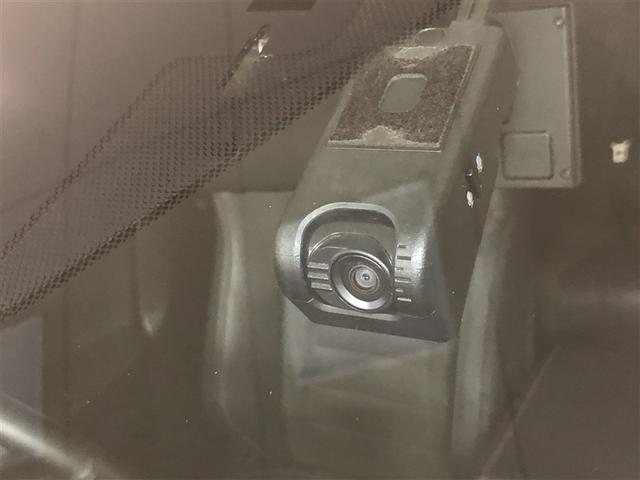 �y�J������̌^�h���C�u���R�[�_�[�z�O���^��^�C�v�B�G���W���n���܂��͂`�b�b�I���̏�Ԃ̂ݘ^�悵�܂��B�C�x���g�L�^�i�蓮�j�@�\�t�B�f���̊m�F�̓p�\�R����i�r�̂r�c����Đ��@�\�ŉ\�ł��B